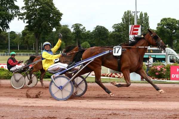 Virgious Du Maza Quinté+ PMU PRIX DE BUENOS-AIRES à ENGHIEN SOISY