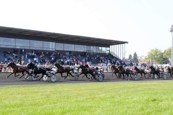 Hippodrome Le Croisé Laroche