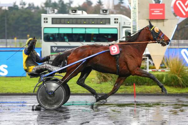 Fire Cracker Arrivée PMU Prix Marcel Michel Gougeon Hippodrome de Vincennes 24/01/2021