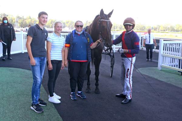 Tjacko Zaz Arrivée Quinté PMU PRIX BERNARD LE QUELLEC HIPPODROME DE VINCENNES
23/09/2021
