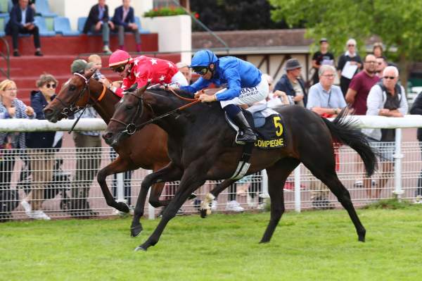 Birr Castle Arrivée PMU Prix Pelleas à Compiègne
