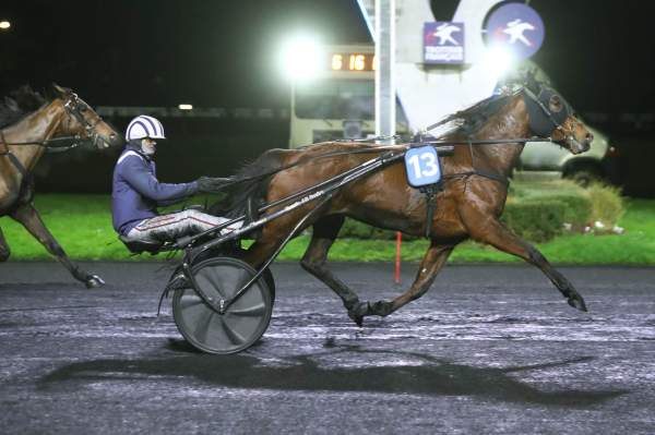 Joligirl Beaufour Arrivée Quinté+ Pmu Prix de Guérande à Vincennes