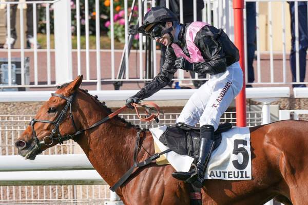 La photo de It's Win O'clock