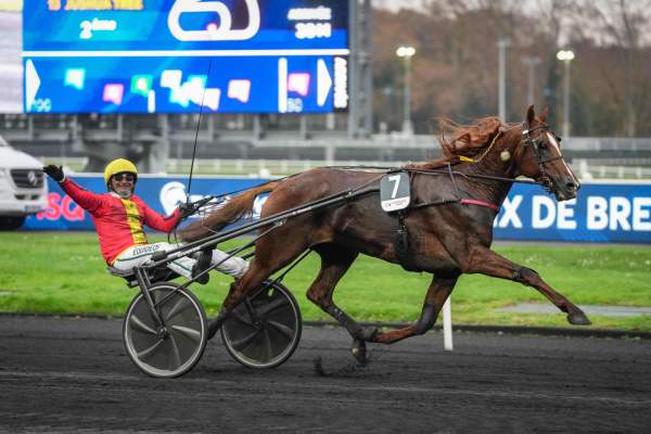 La photo de Josh Power