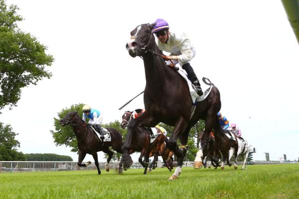 Monteille Arrivée PMU Prix du Gros-Chêne à Chantilly