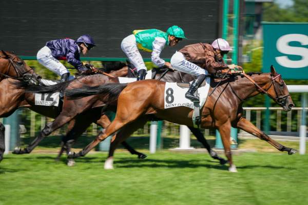 Tilila Arrivée Quinté+ Pmu Handicap d'Eté à SAINT CLOUD