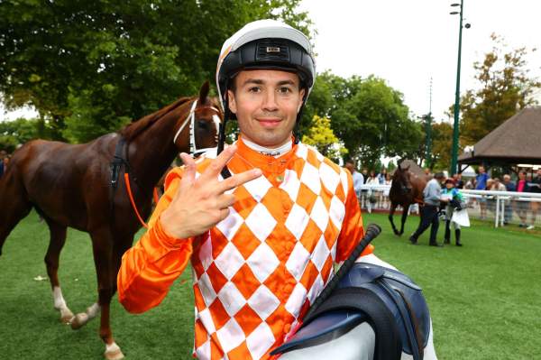 Mickaël BARZALONA Coup de trois à Dieppe
