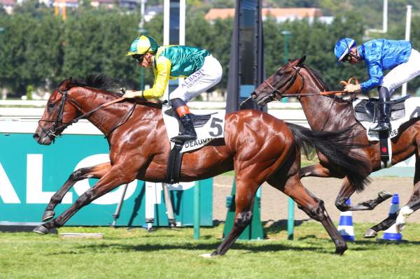 Cielo Di Roma arrivée pmu Prix de Tour en Bessin à Deauville