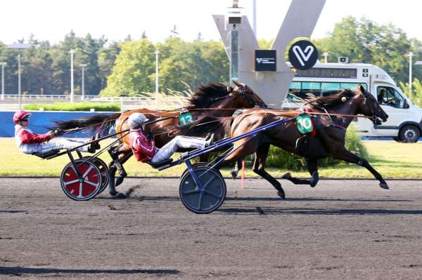 Keep Going arrivée pmu Prix Louis Jariel - Critérium 5 Ans Q1 (Gr. II) à Vincennes.
