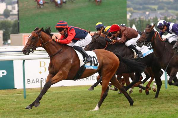 El Pequenio Arrivée Quinté+ Pmu Prix Le Parisien (prix De Balleroy) à DEAUVILLE