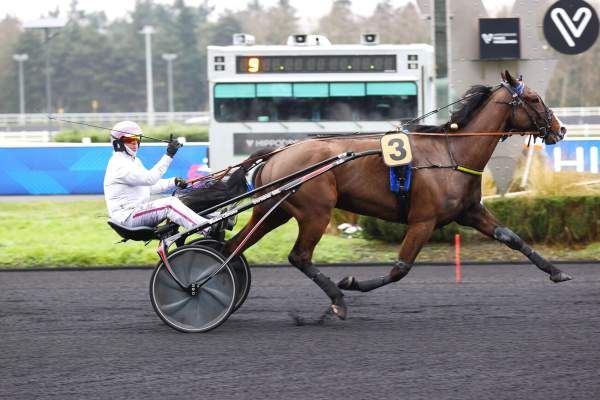 Inferno Piper arrivée Quinté+ pmu Prix de Langeais à Vincennes