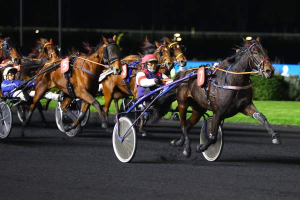 Mi Fa Sol Arrivée Quinté+ Pmu Prix Mebsuta à Paris-Vincennes