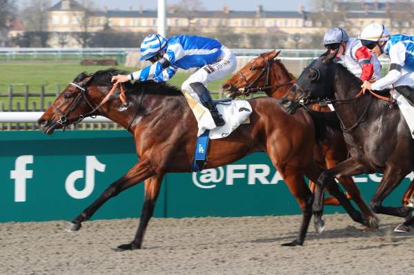 My Calyx Cen arrivée pmu Prix Montenica (L) à Chantilly