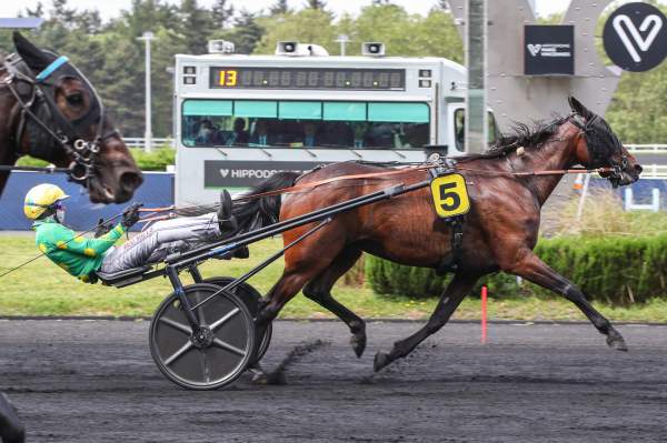 Idylle Express Arrivée Quinté+ Pmu Prix Du Rouergue à Paris-Vincennes