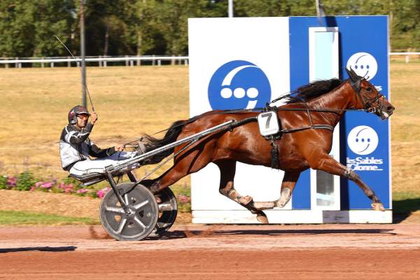 Jackpot Mearas Arrivée Quinté+ Pmu Prix Des Sables-D'Olonne Agglomeration