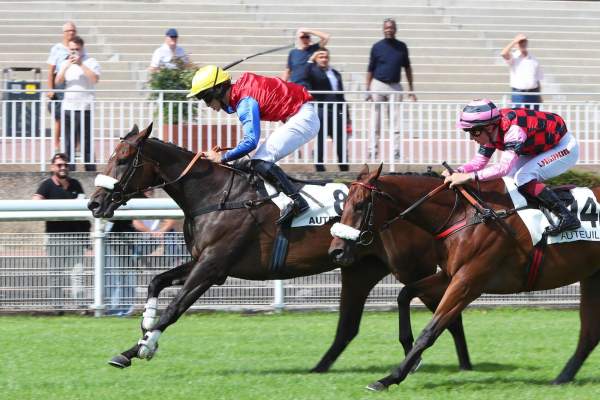 Webcam Arrivée Quinté+ Pmu Prix Jean Bart à Auteuil